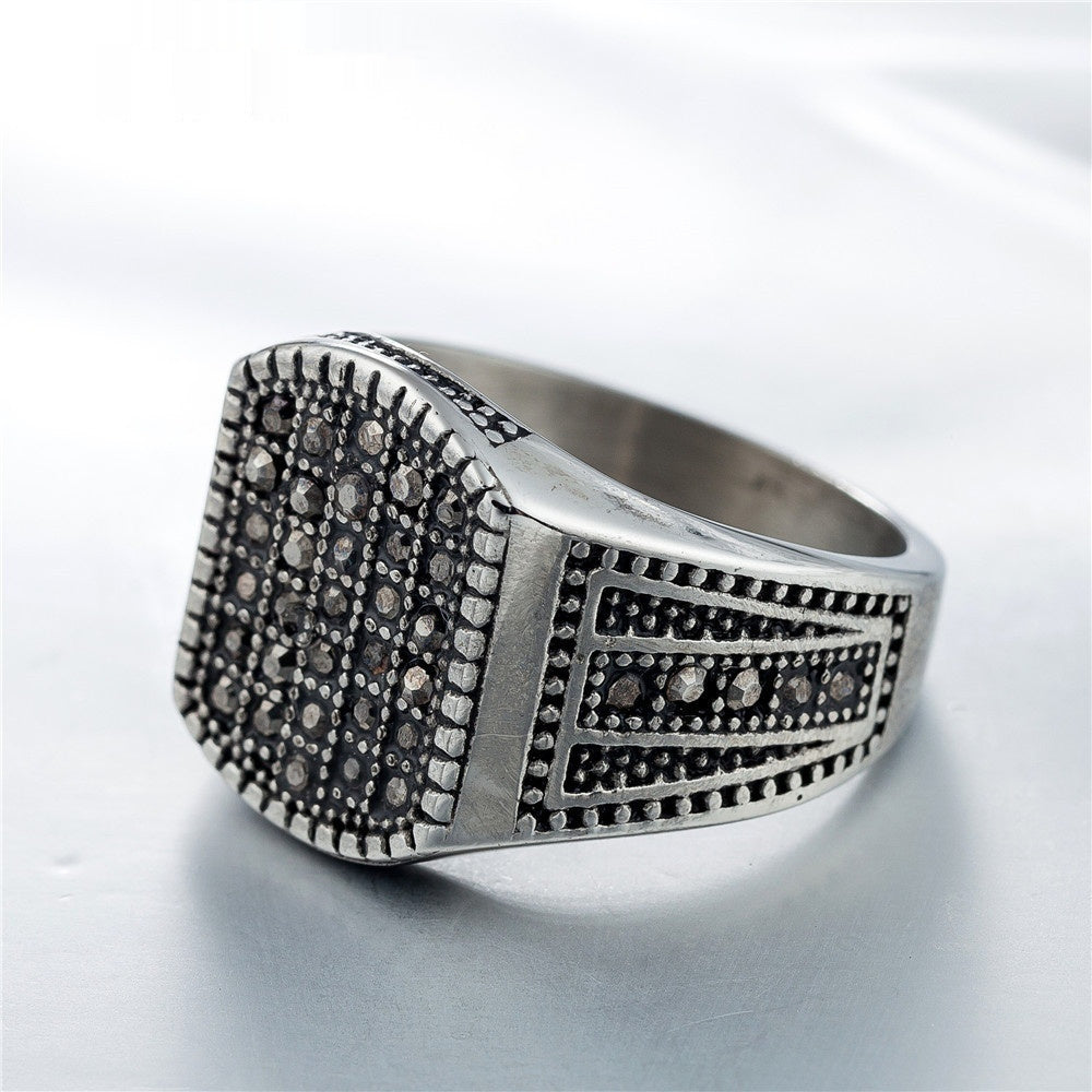 European And American-style Vintage Diamond-studded Titanium Ring For Men