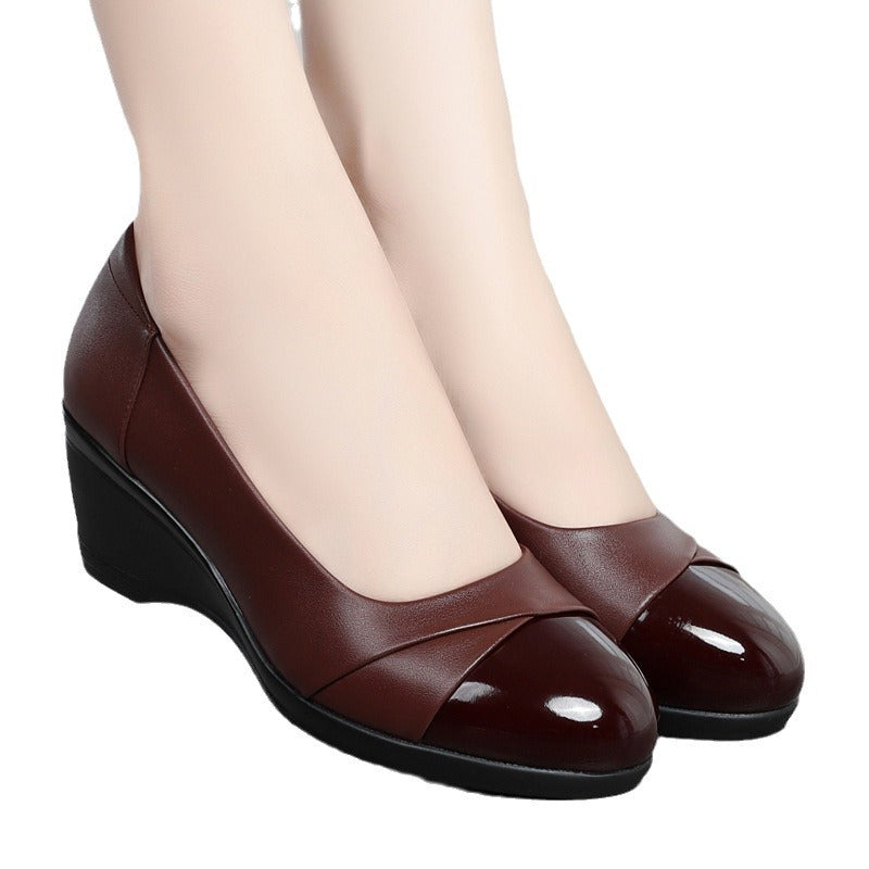 Soft-leather Mid- To Late-life Mom Shoes Comfortable Wedge Leather Shoes