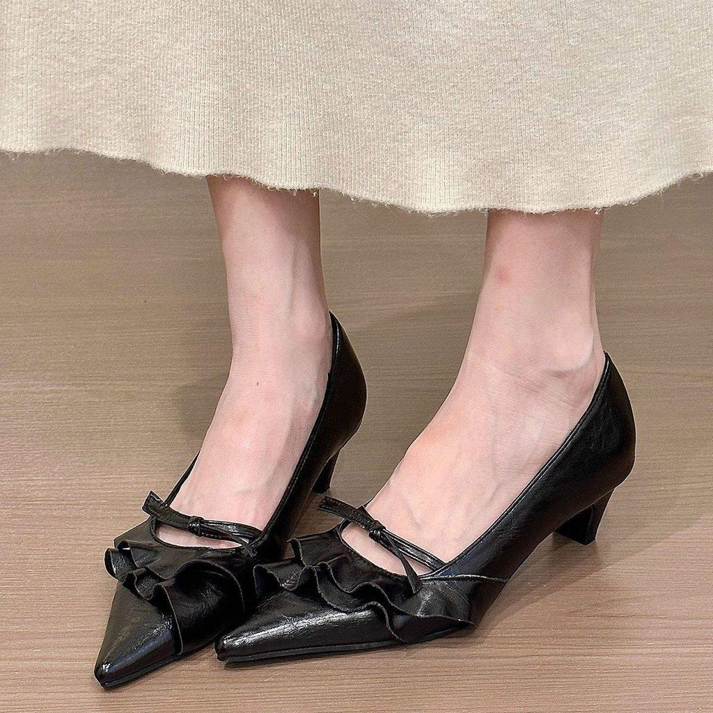 Elegant French-style Silver Stiletto Heels With A Ruffled Hem