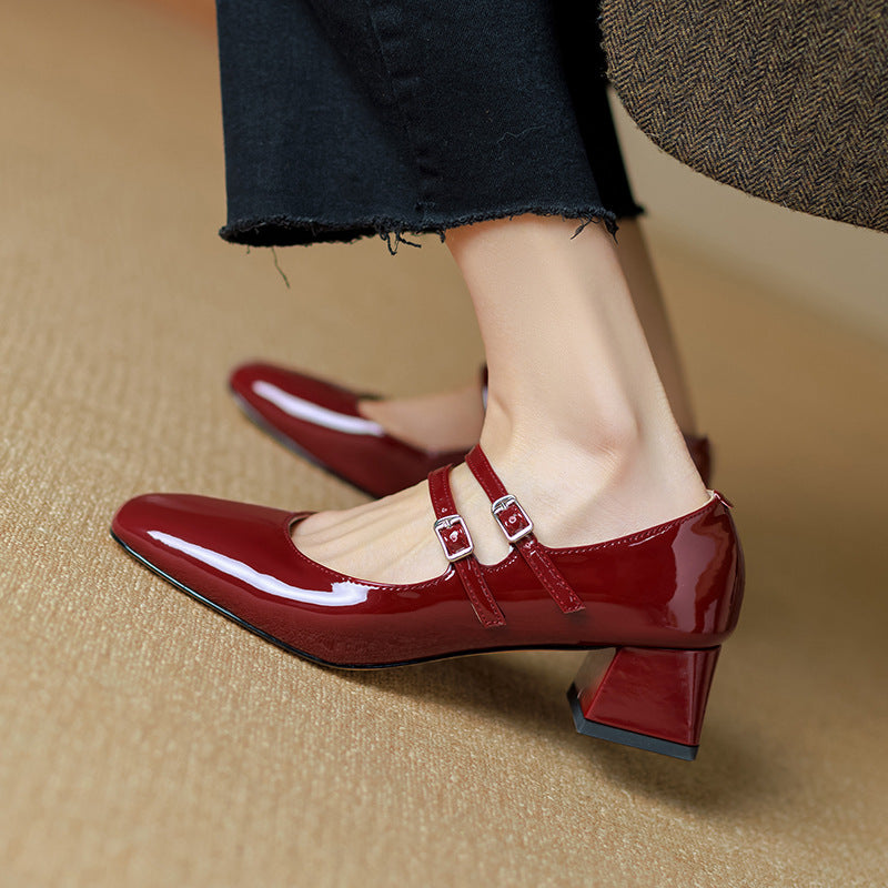 Womens Red Low-heeled Peep-toe Pumps