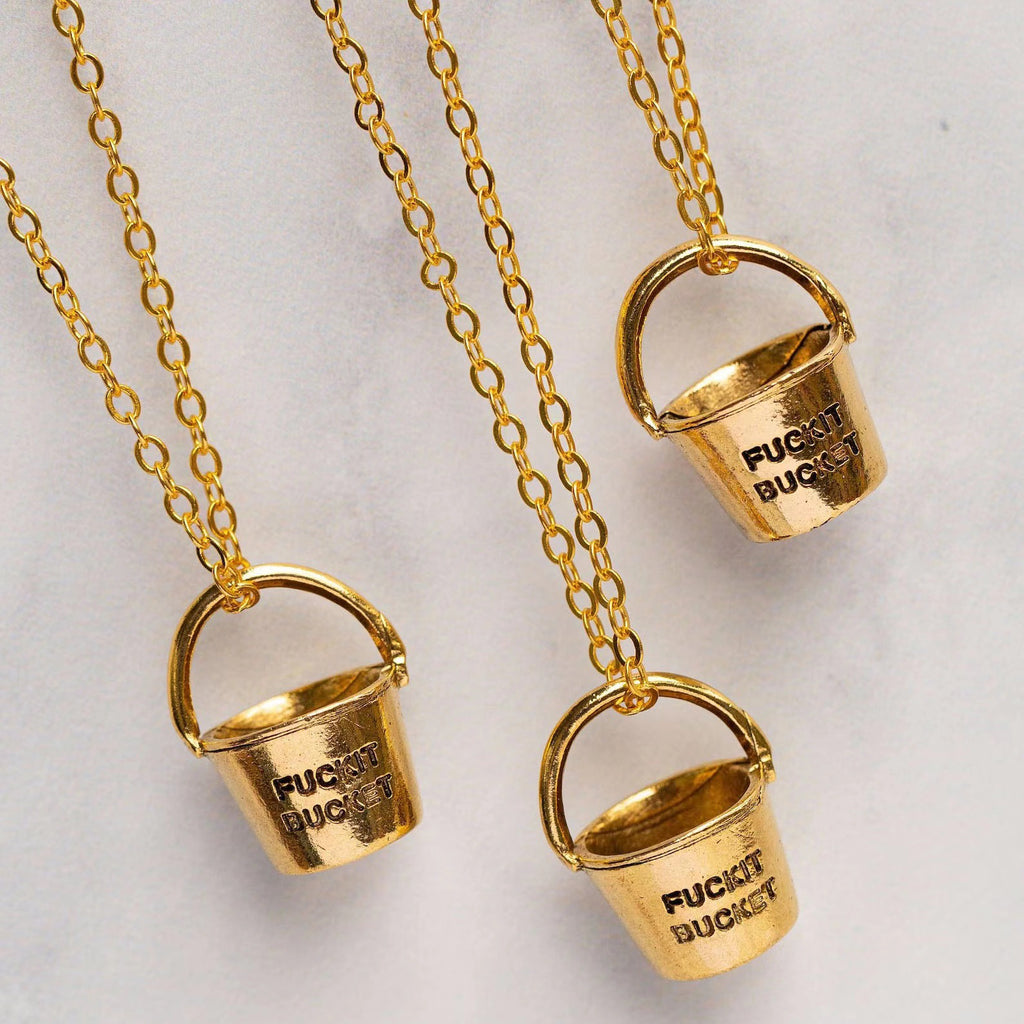 Feng Shui Bucket Necklace For Women With Keychain