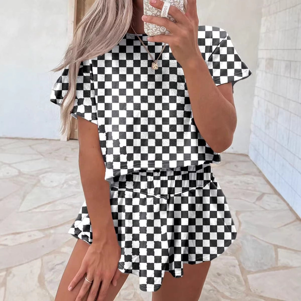 Womens Loose-Fit Checkerboard Short-Sleeve Top And Shorts Set