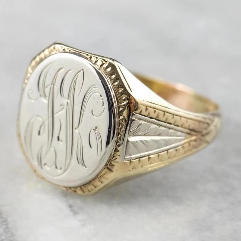 Fashionable Vintage Carved Letter Ring