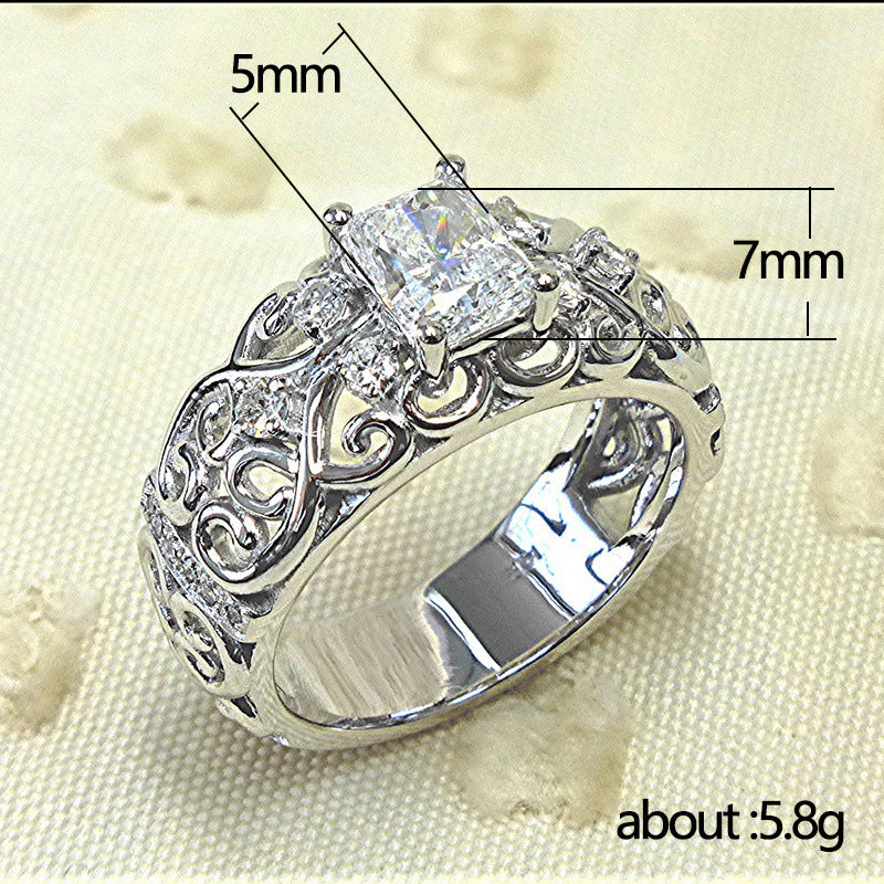 Womens Retro Court-Style Hollowed-Out Zircon Ring