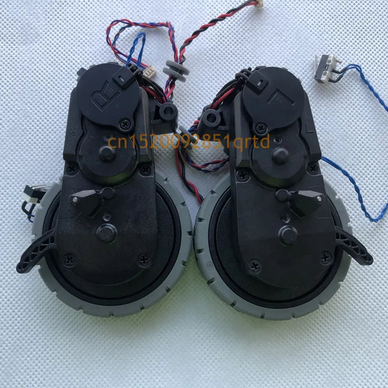 Vacuum Cleaner WHEEL Motor ASSEMBLY for Ecovacs Deebot DX9G  Robot Vacuum Cleaner Parts WHEEL Engine Replacement