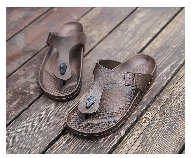 2026 New Summer Flip-flops for Men, Anti-slip, Trendy and Casual Solid-color Beach Shoes
