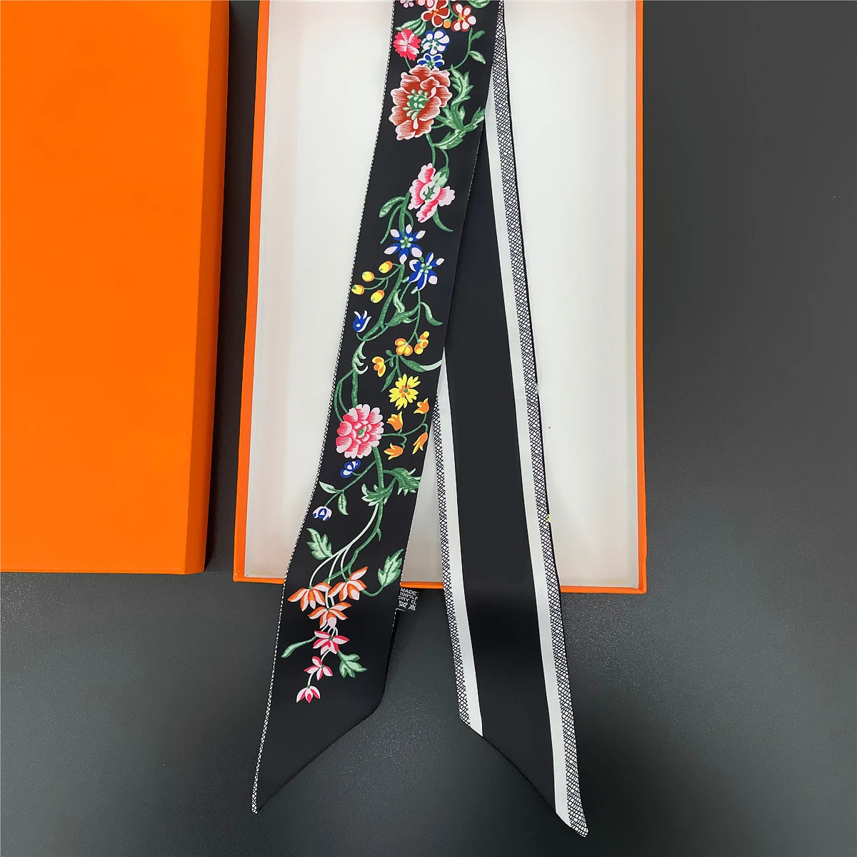 2024 New Design Pansy Tarot Scarf Women Luxury Brand Scarf Skinny Bag Silk Scarves Foulard Hair Neckerchief Headband For Ladies