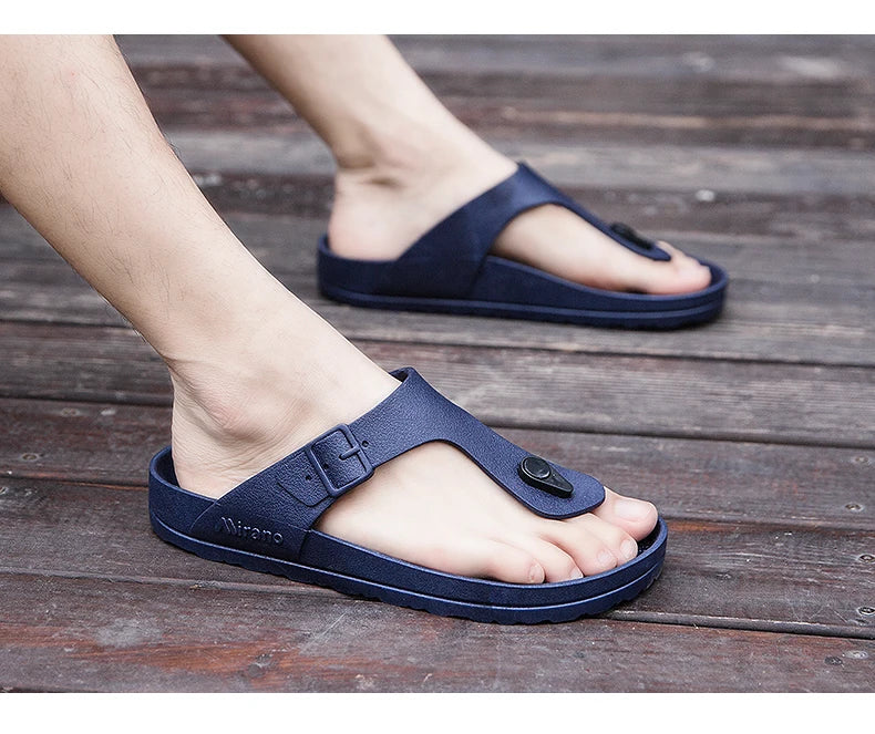 2026 New Summer Flip-flops for Men, Anti-slip, Trendy and Casual Solid-color Beach Shoes