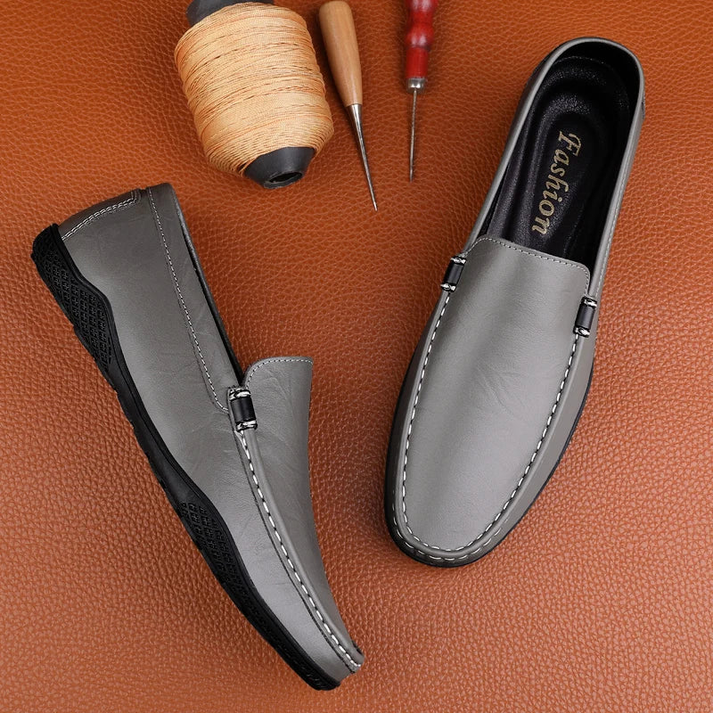 Comfort Genuine Leather Men Loafers All-match Lazy Shoes Breathable Moccasins Fashion Men Casual Shoes Slip-on Men Walking Shoes
