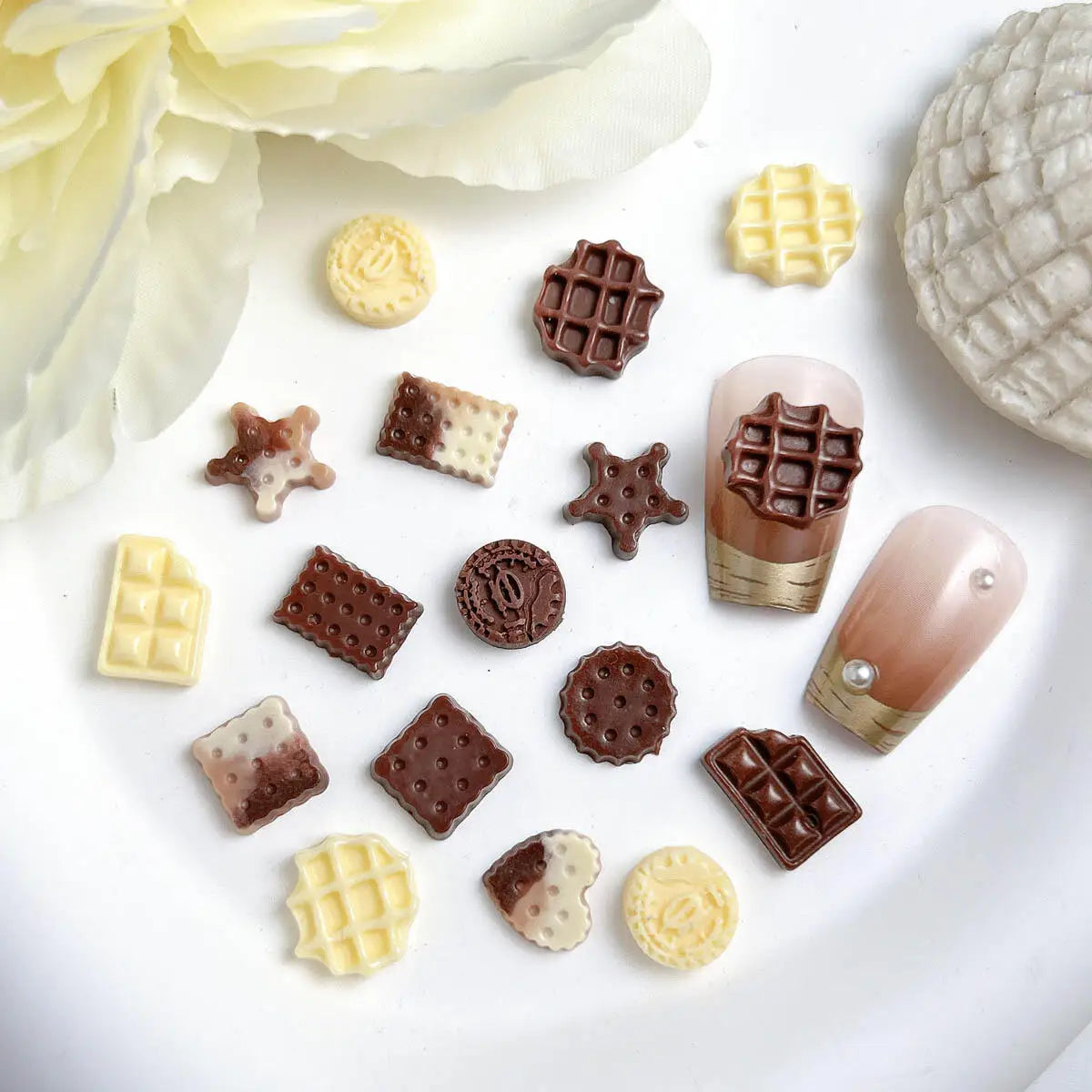 Random Mixed 3D Simulated Chocolate Biscuit Nail Charms Resin Cute Luminous Cookies Waffle Nail Art Decorations DIY Accessories