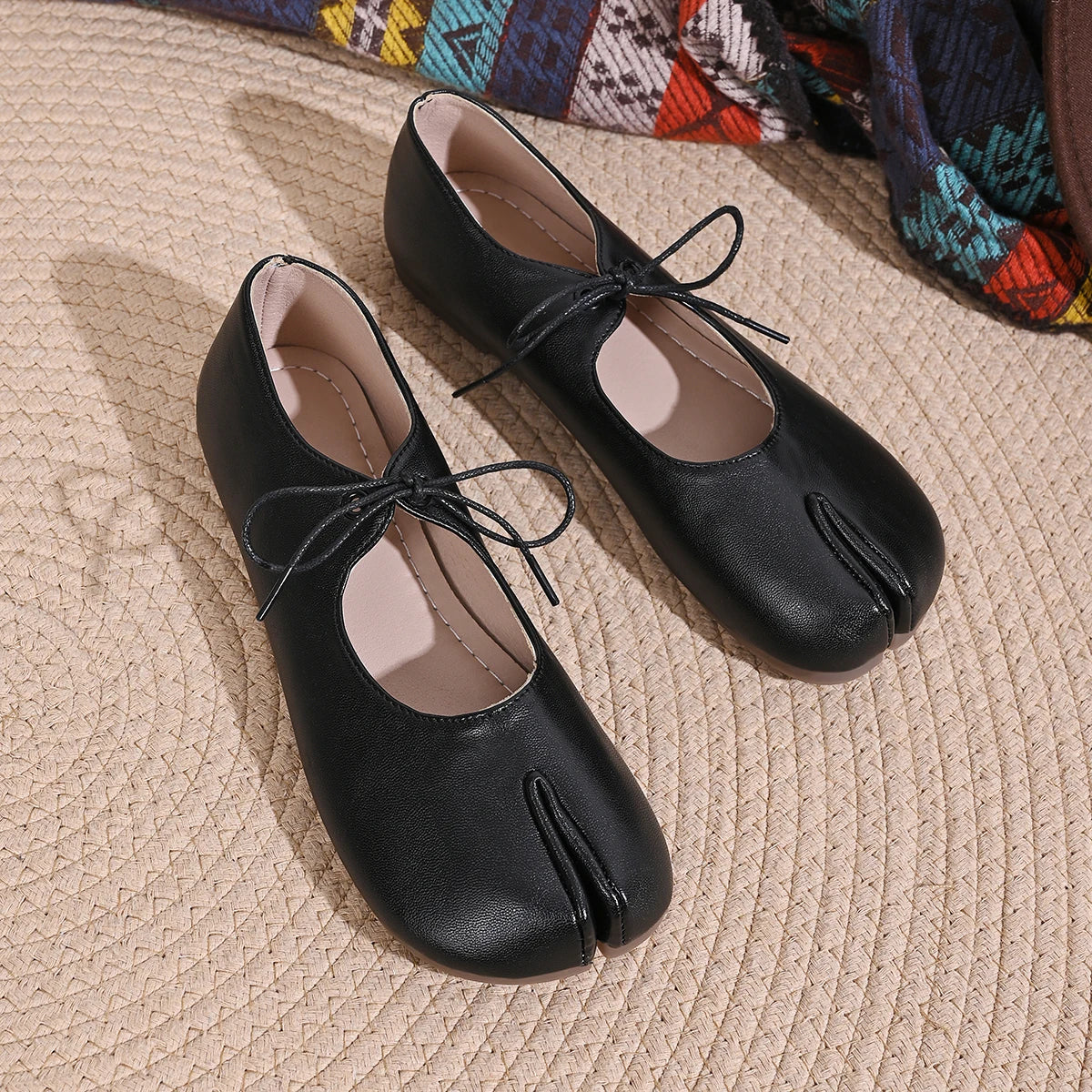 Fashion Soft Leather Split Toe Women Tabi Ballet Flats Spring Autumn Comfortable Walking Lazy Loafers Casual Girls Dance Shoes