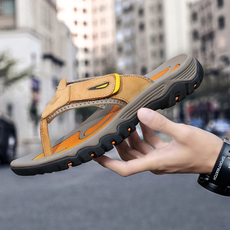 Beach Shoes for Man Fashion Outdoor Men Sandals Flip Flops Anti Slip Breathable Sneakers Men Sports Shoe 2025 New Arrival Summer