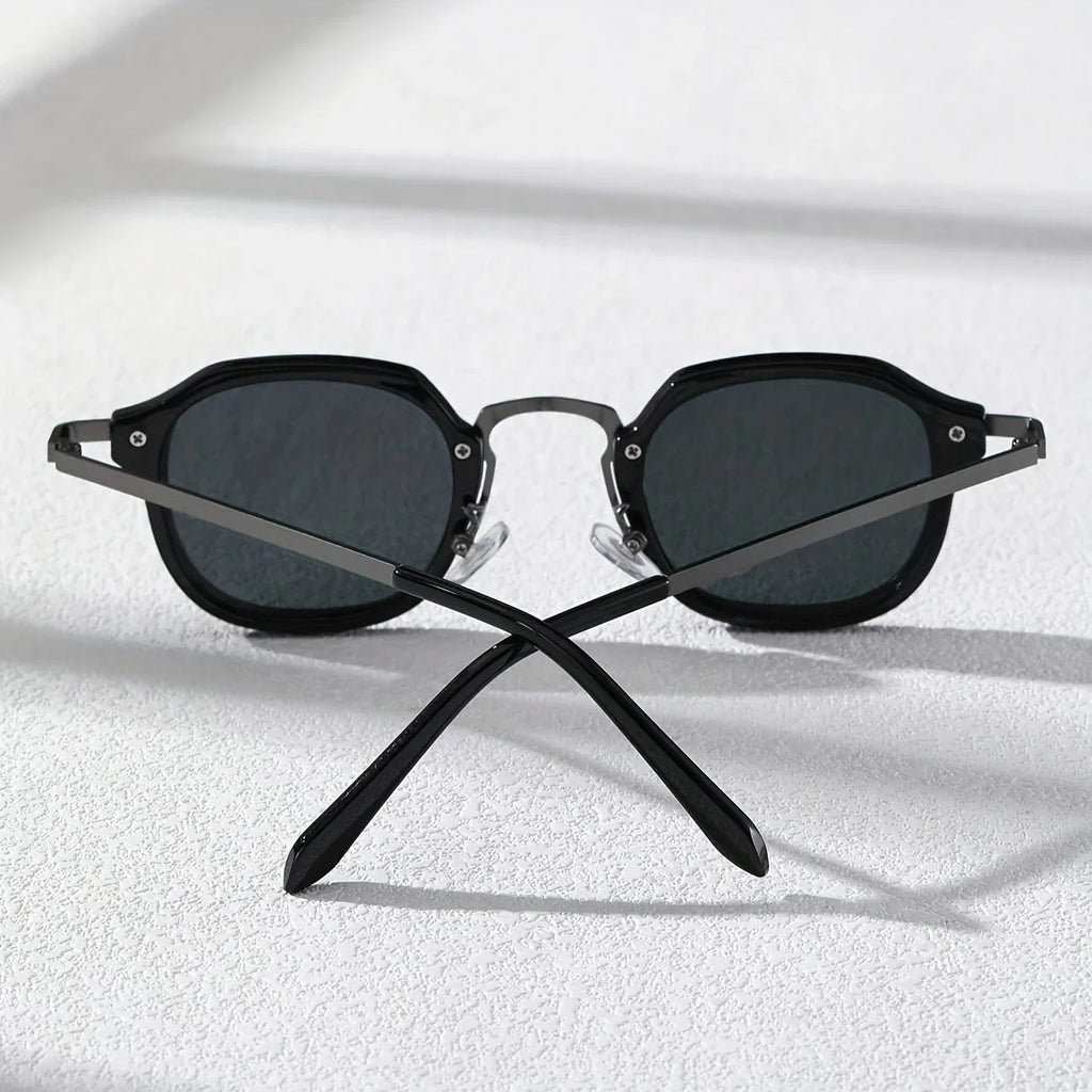 1Pc Round Glasses Metal and Plastic Combination Frame, Trendy, Comfortable and High-End Decorative Glasses