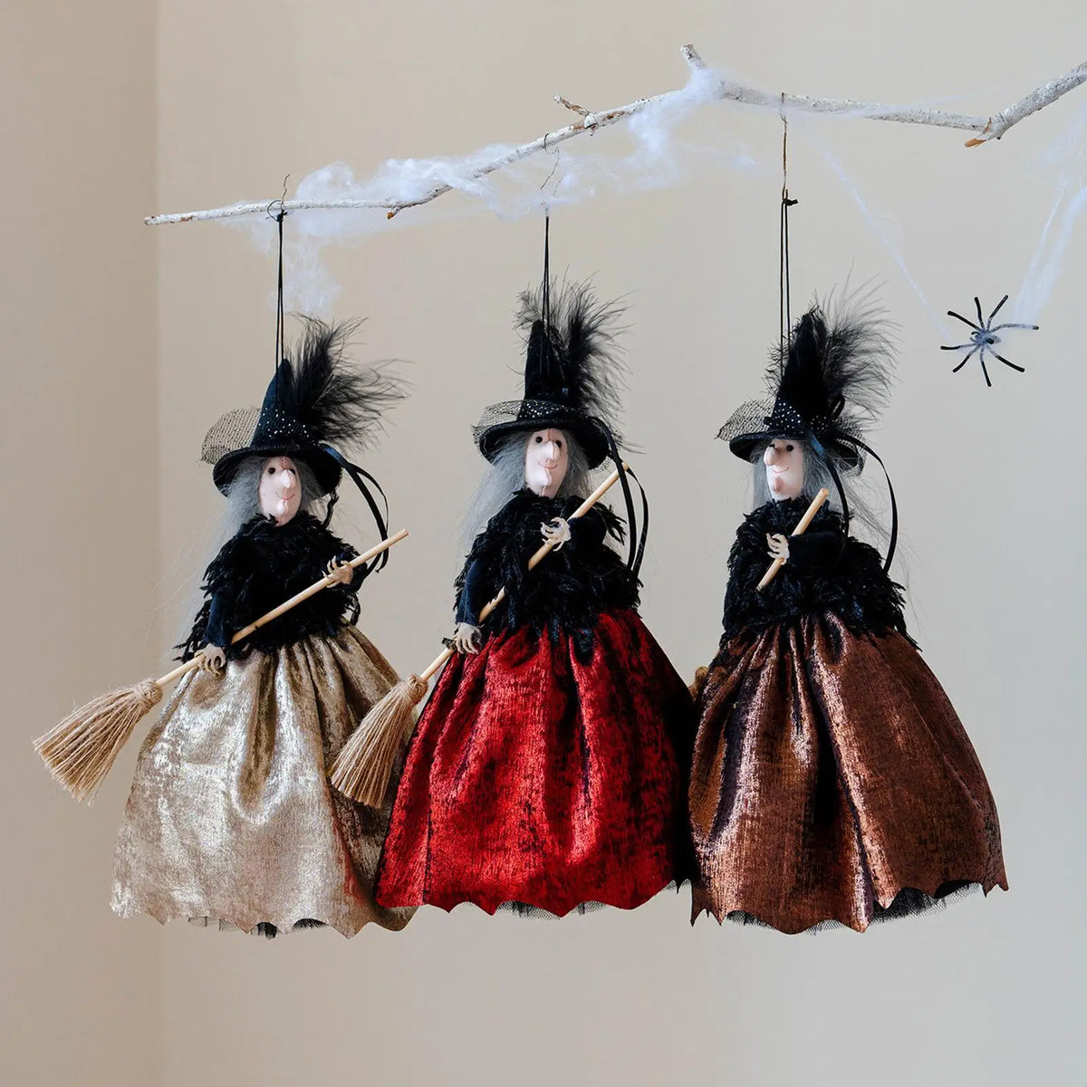 Halloween Witch Doll Decoration Cute Spooky Retro Festival Decoration Witch Doll Halloween Tree Ornaments for Haunted House Bar