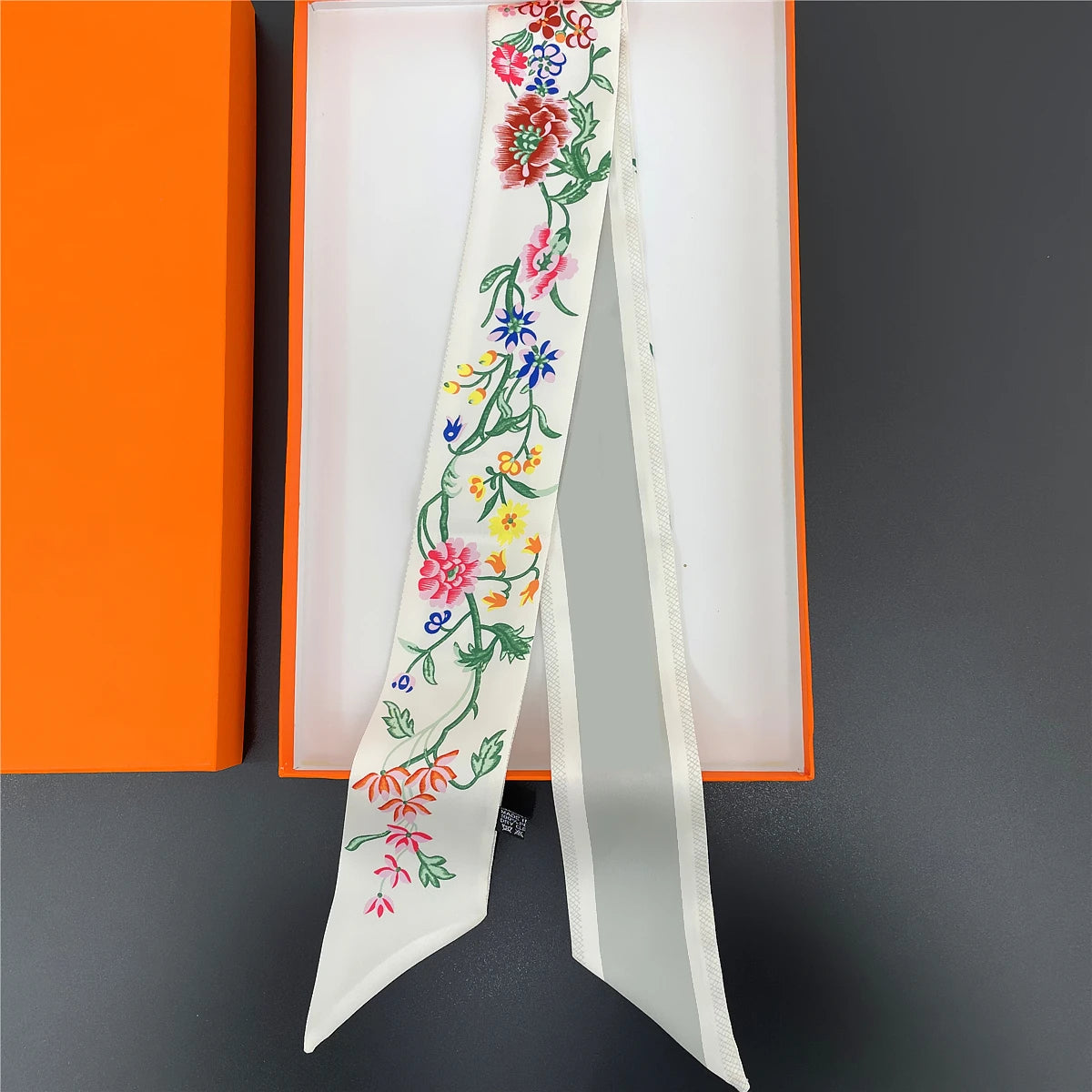 2024 New Design Pansy Tarot Scarf Women Luxury Brand Scarf Skinny Bag Silk Scarves Foulard Hair Neckerchief Headband For Ladies