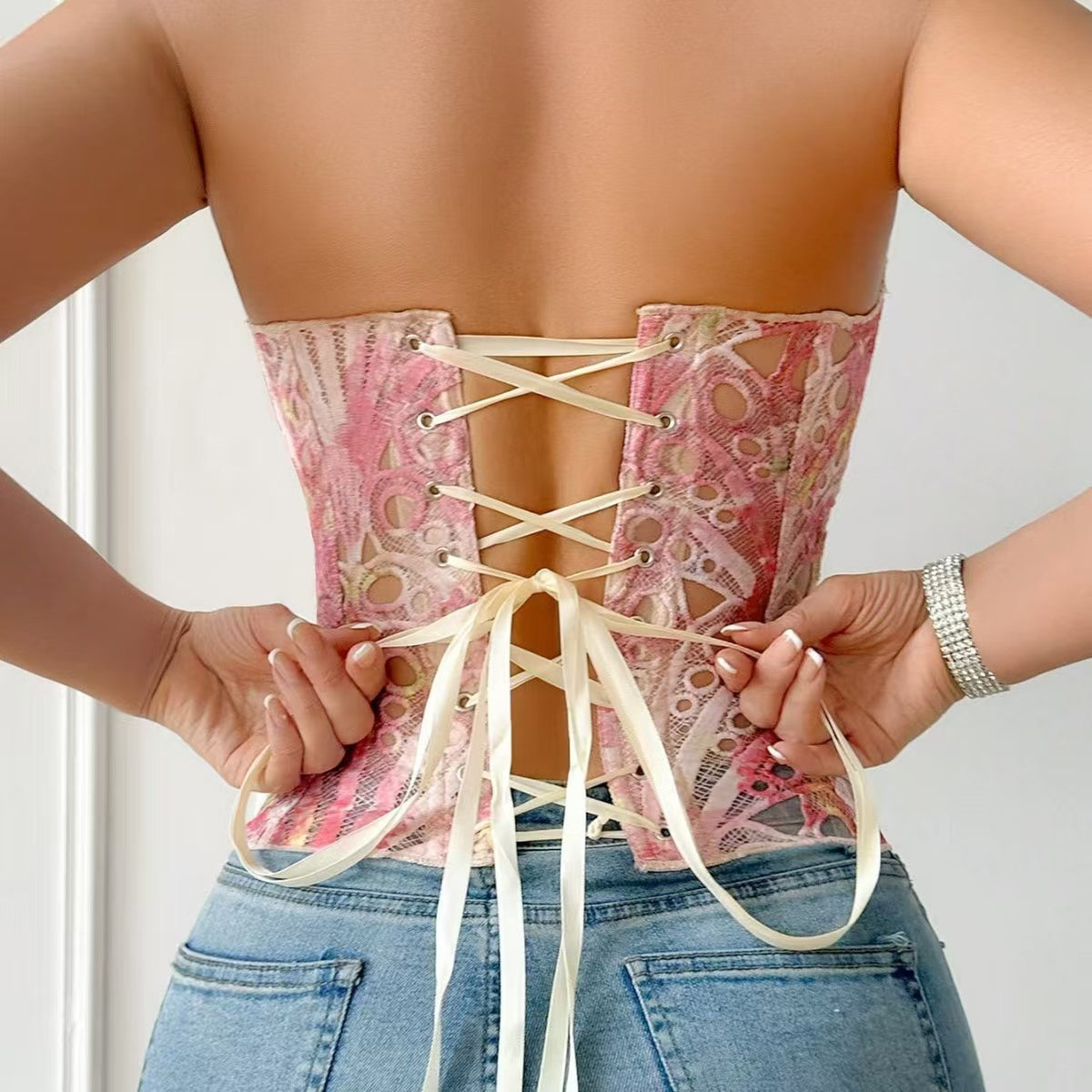 Womens Firming Shaper With Fishbone Support For Tummy Control And Waist Cinching