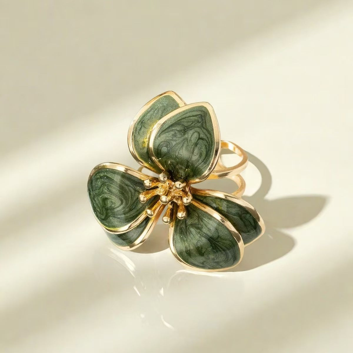 Fashionable Floral Oil-drip Womens Ring In Multiple Colors Adjustable