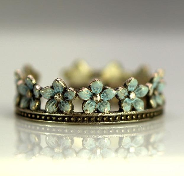 Fashionable Vintage Floral Crown Open Ring
