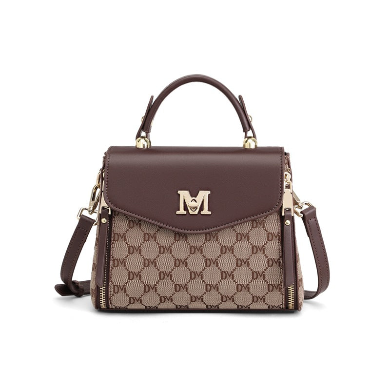 Trendy Crossbody Bag With A Premium Sophisticated Look