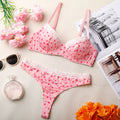 Lace Trim Bra And Underwear Set With A Heartprint For A Push-Up Effect