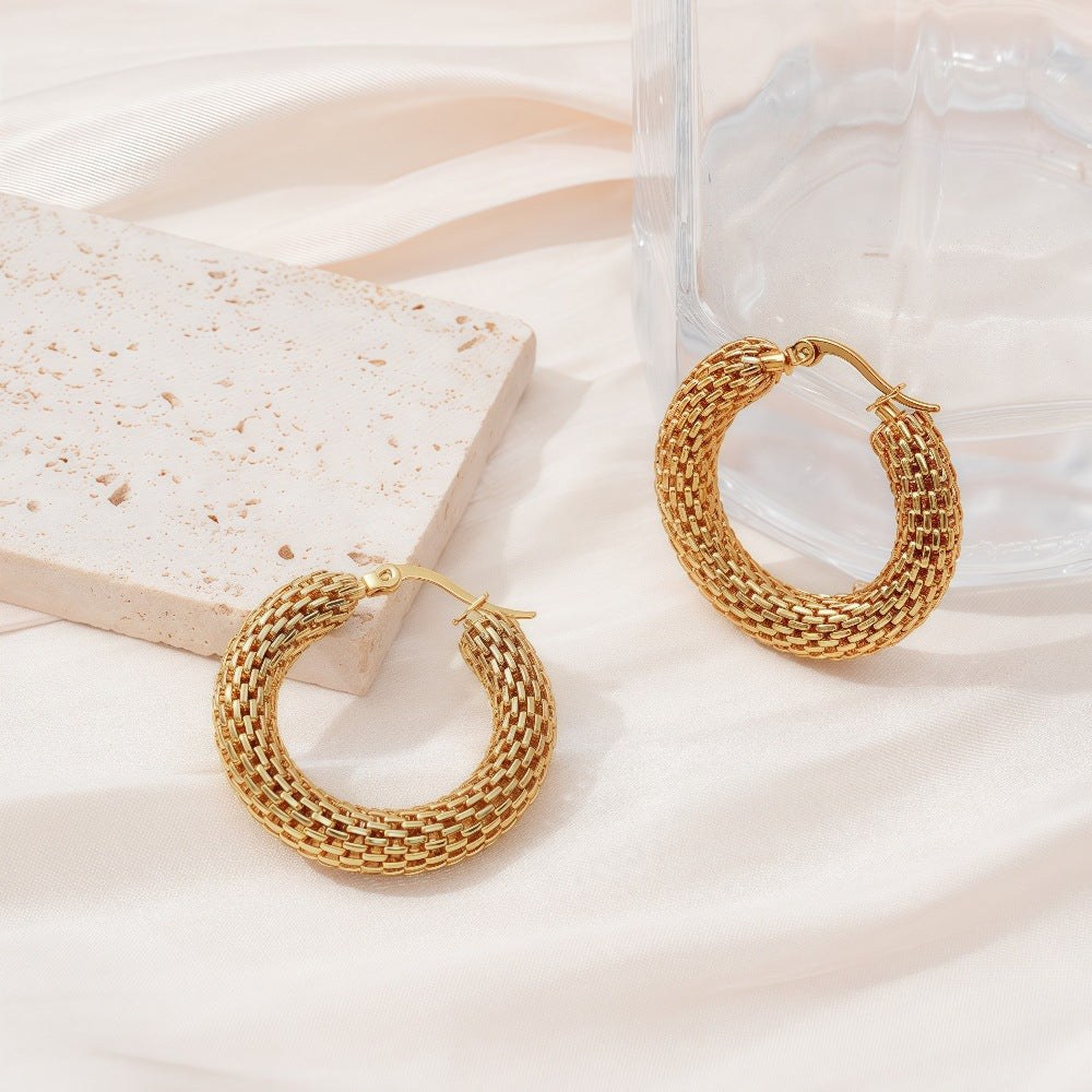 New Hollow Stainless Steel Earrings With A Lychee Grain Pattern