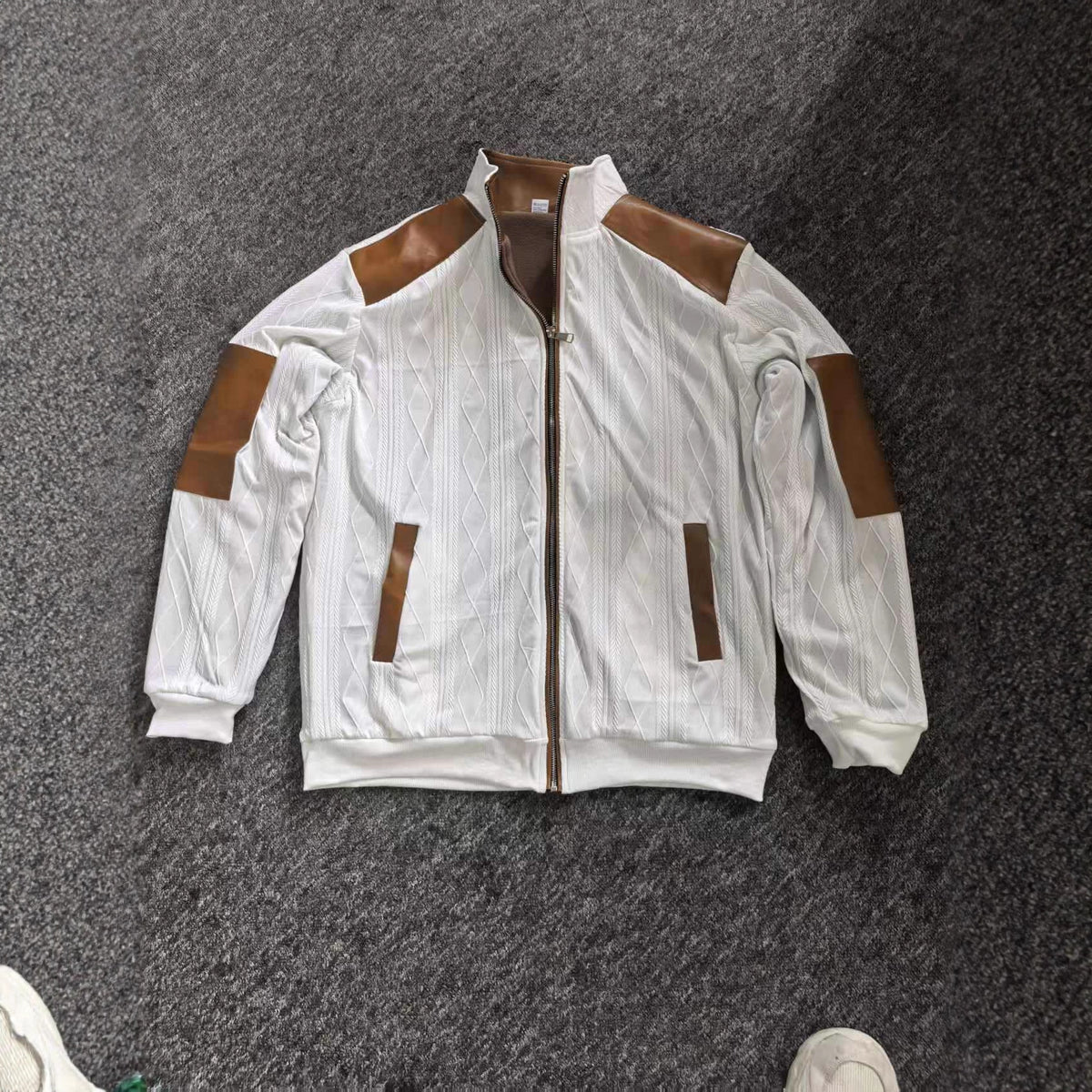Color-block Textured Fleece-lined Zip-up Casual Jacket